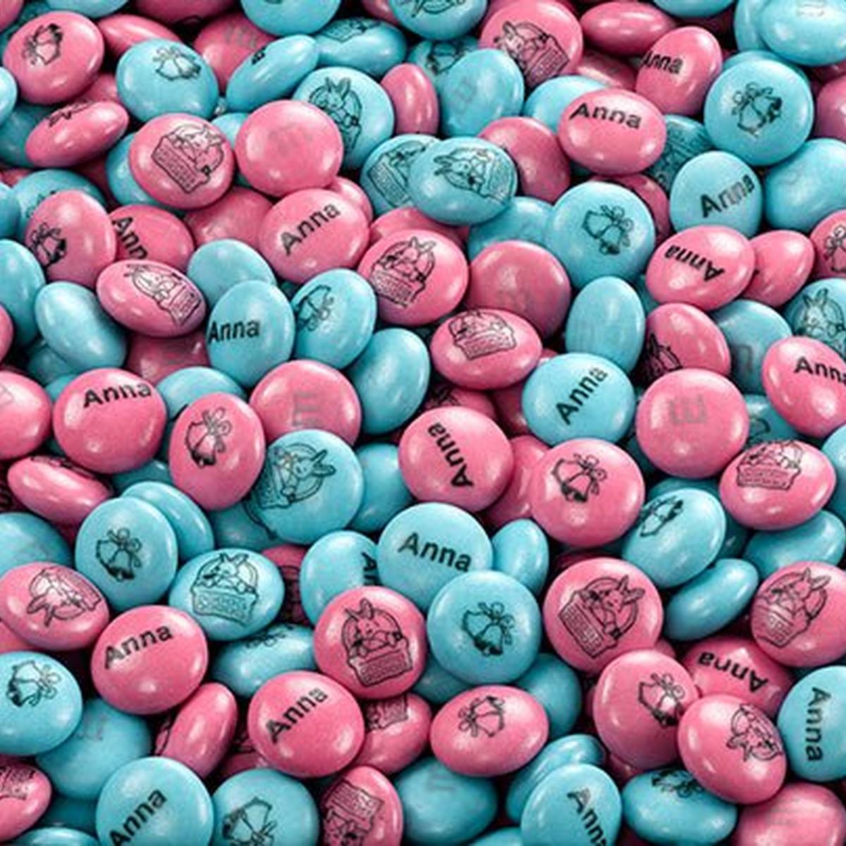 zbliżenie na wielkanocne draże M&M'S®