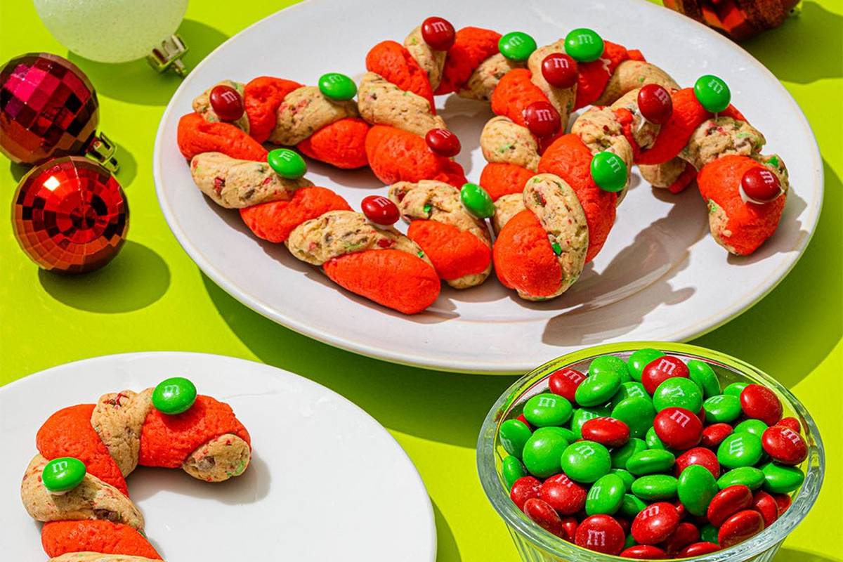 M&M’S Candy Cane Sugar Cookies