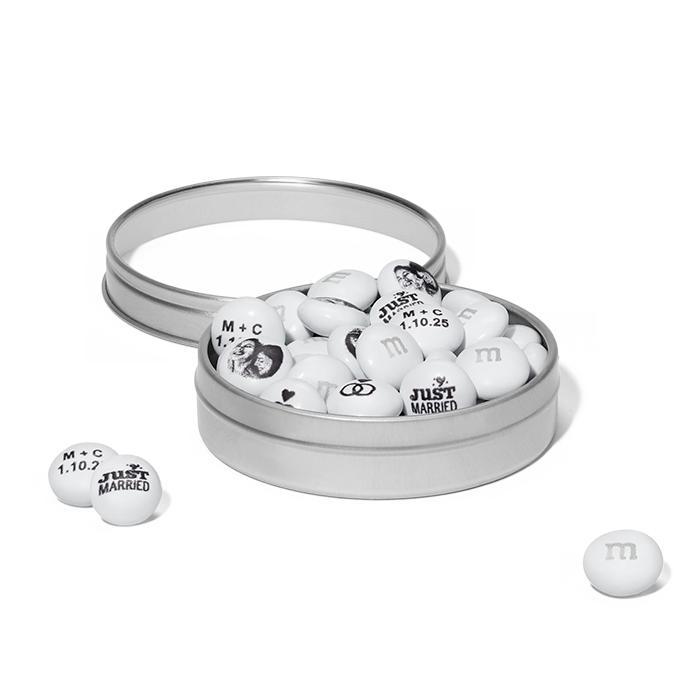  just married wedding favor tins 1