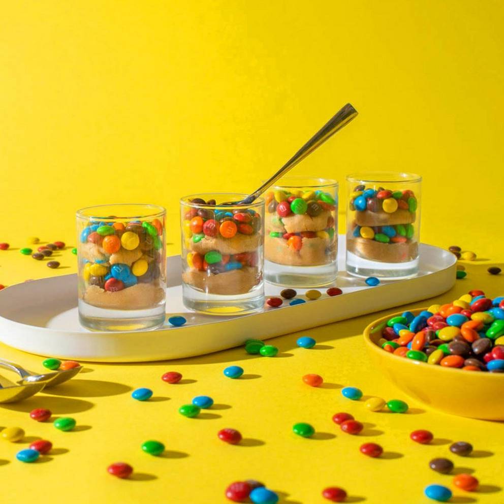 milk chocolate M&M'S minis, 9.4oz 3