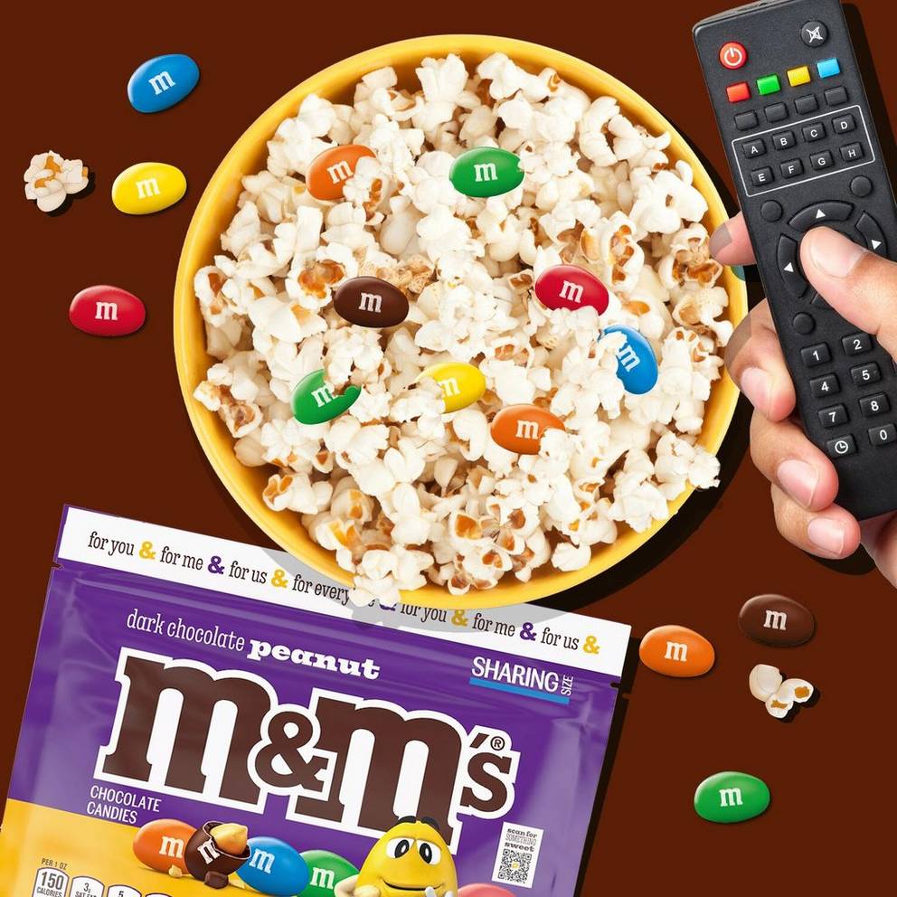 dark chocolate peanut M&M'S, 9.4oz 1