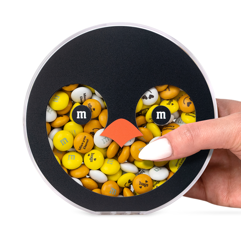 round penguin gift box 3