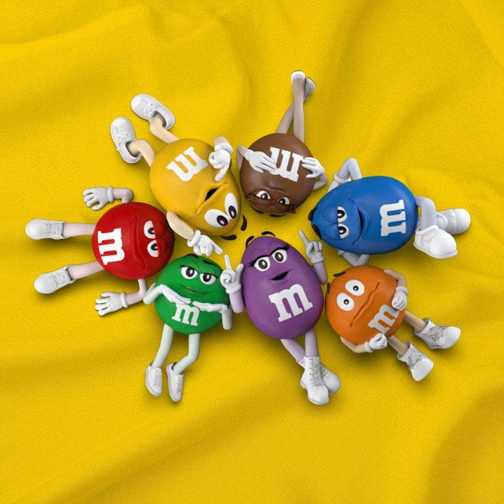 M&M'S Snuggie® 3