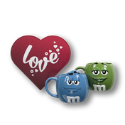 500 g Loveheart Box + M&M'S Xl Blue And Green Mugs 0