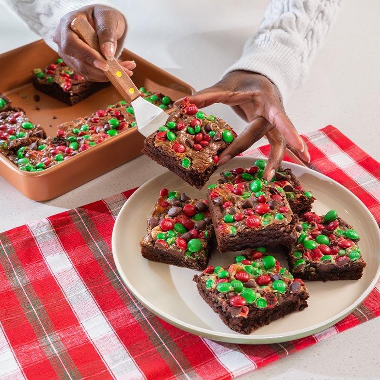 M&M'S holiday brownie bars