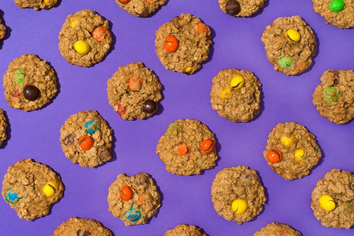 Maple-Cinnamon Oatmeal Cookies with M&M’s Caramel