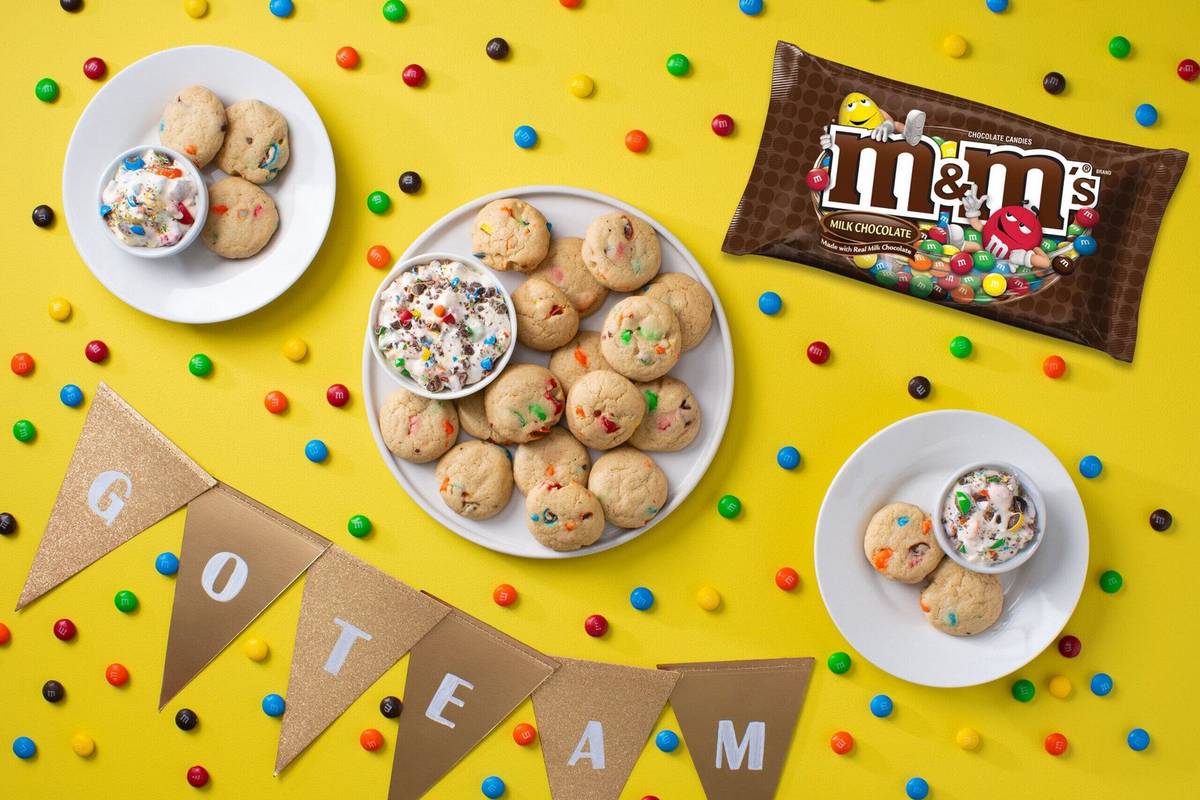 M&M’S Cookies and Dip