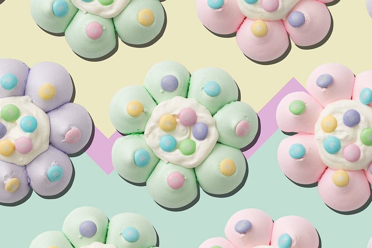 M&M’s Easter Pavlova Wreaths