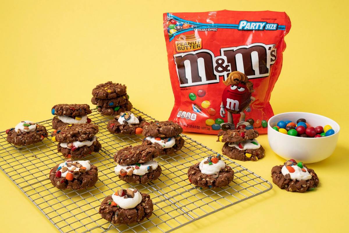 Peanut Butter & Oatmeal Cream Pie Cookies