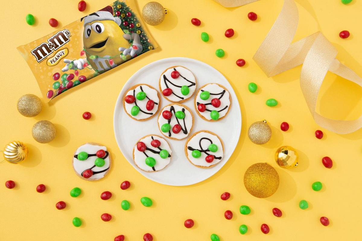 Peanut Butter Christmas Light Cookies