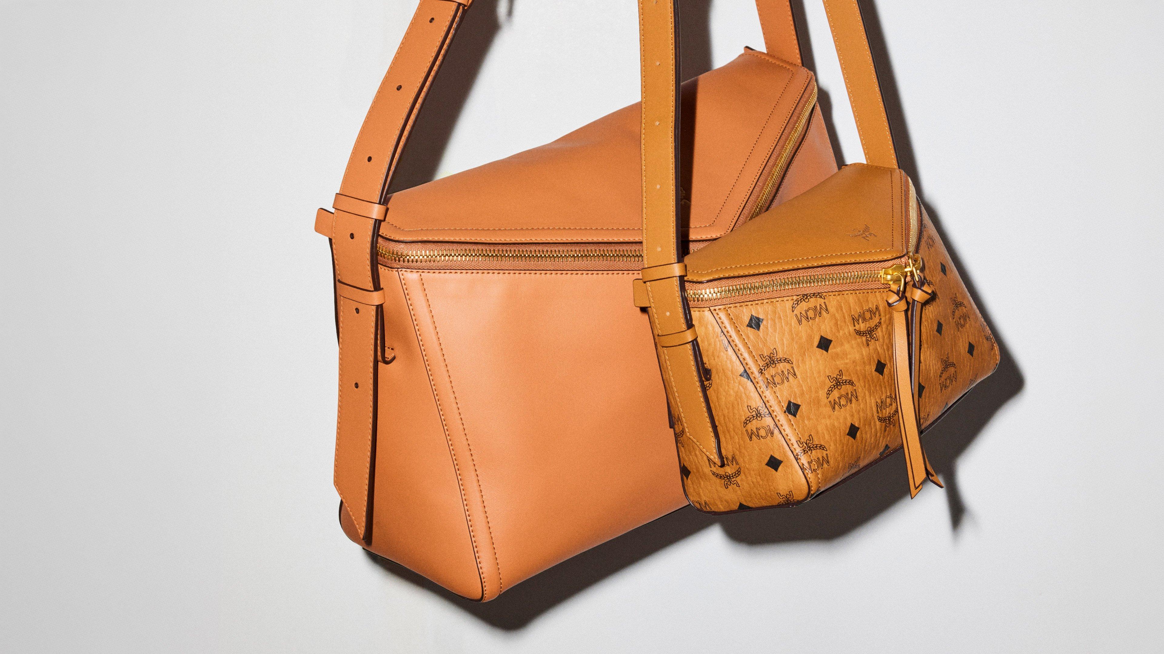 MCM ボディバッグ Z108Y ベージュ 保存袋付き MCM公式サイト