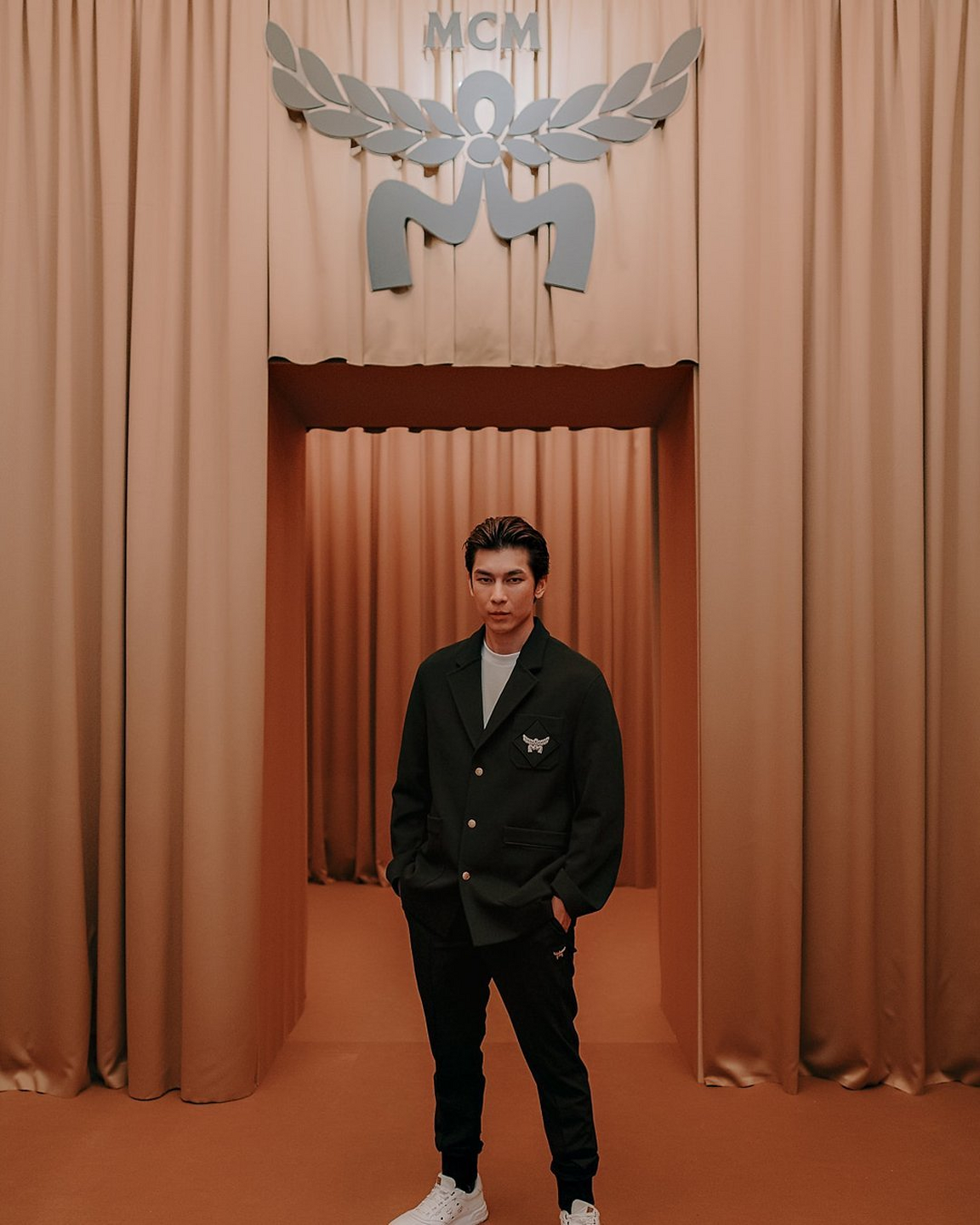 Mew Suppasit