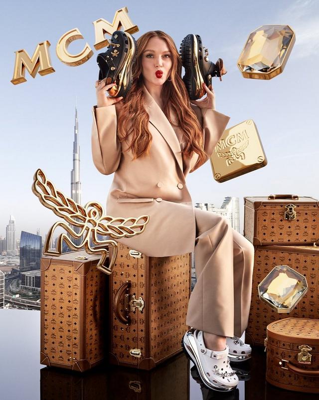 MCM x CROCS Mega Crush Clog 与Lindsay Lohan​