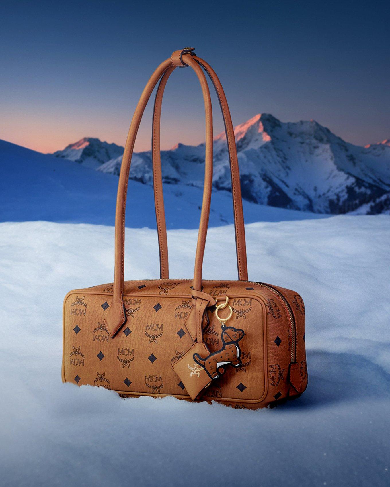 MCM JP Official Online Store | A tribute to bold luxury travel
