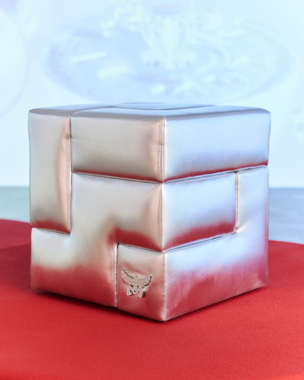 Mind Teaser Stool