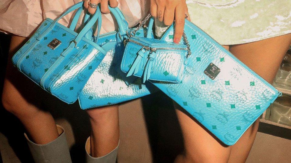 blue-ceramic-visetos
