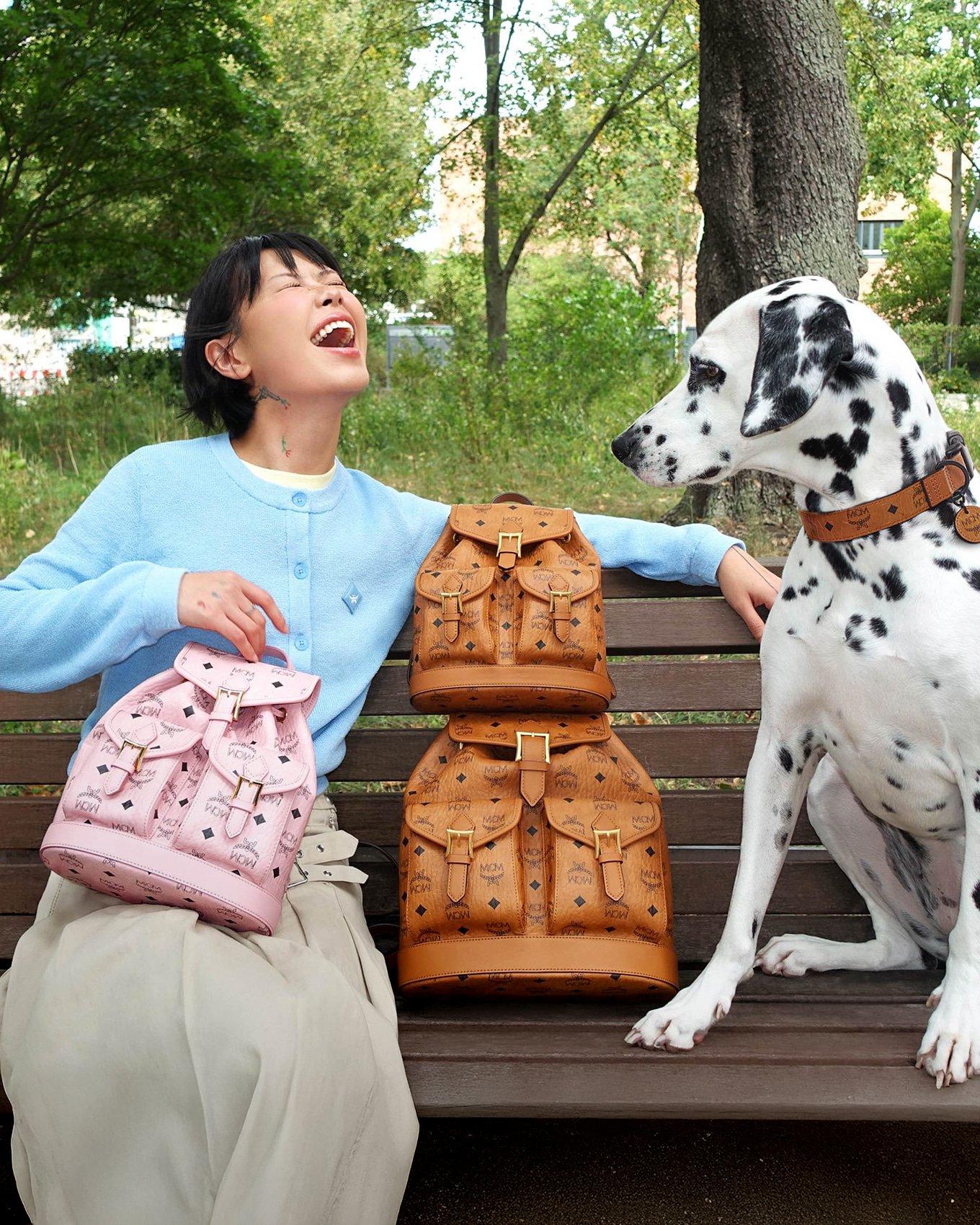 MCM ブラック レザー ケース JP_Product_description_update_for_Translation | MCM® JP