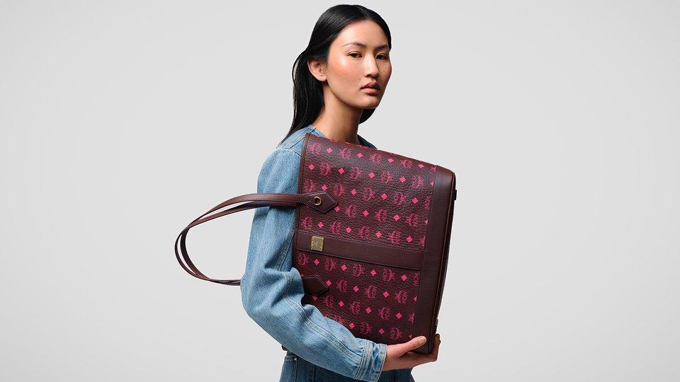 Totes & Shoppers