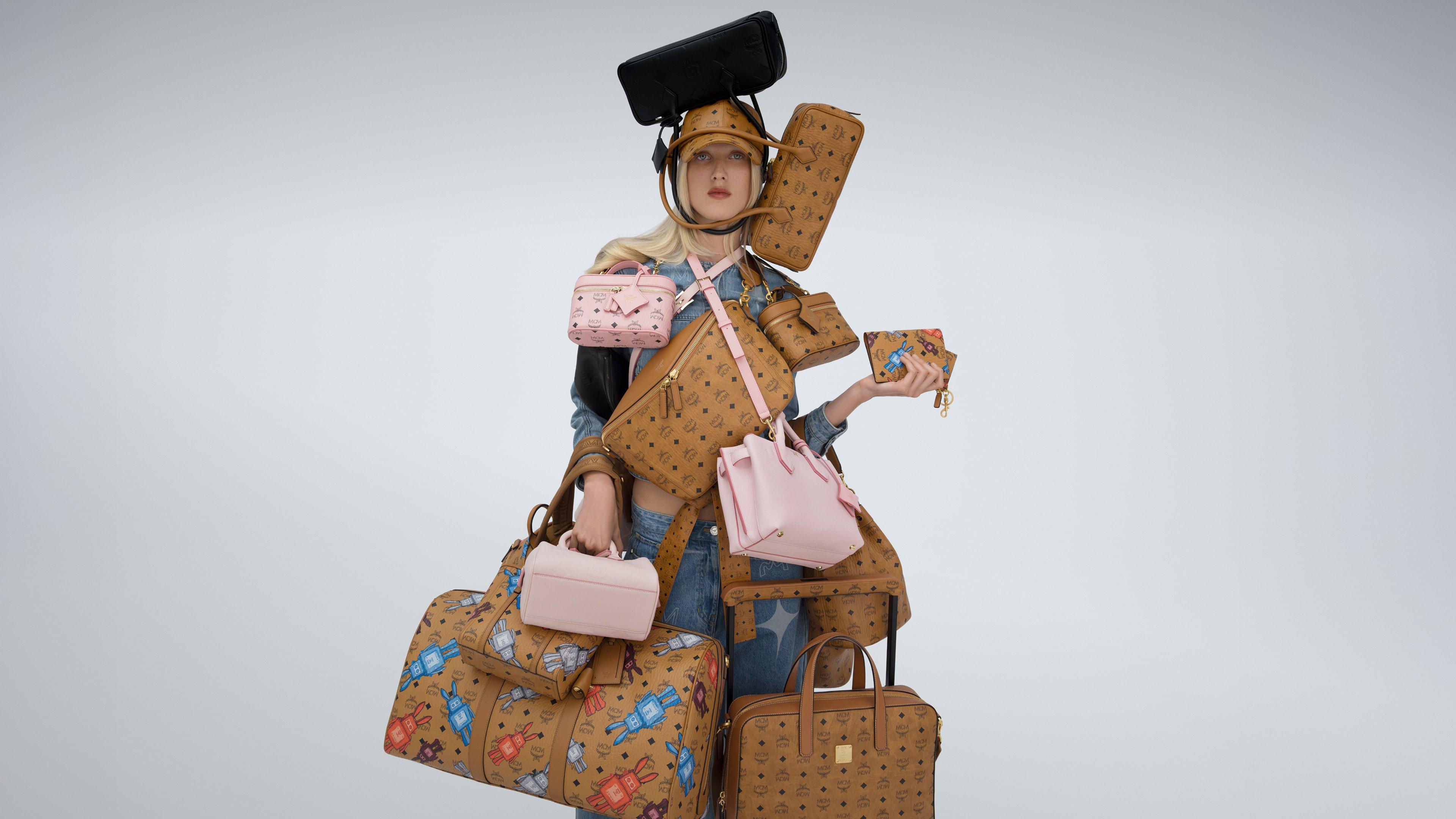 即購入可☻MCM 大容量モノグラムボストンバッグ☻ ウィメンズ バッグ｜MCM（エムシーエム）公式サイト