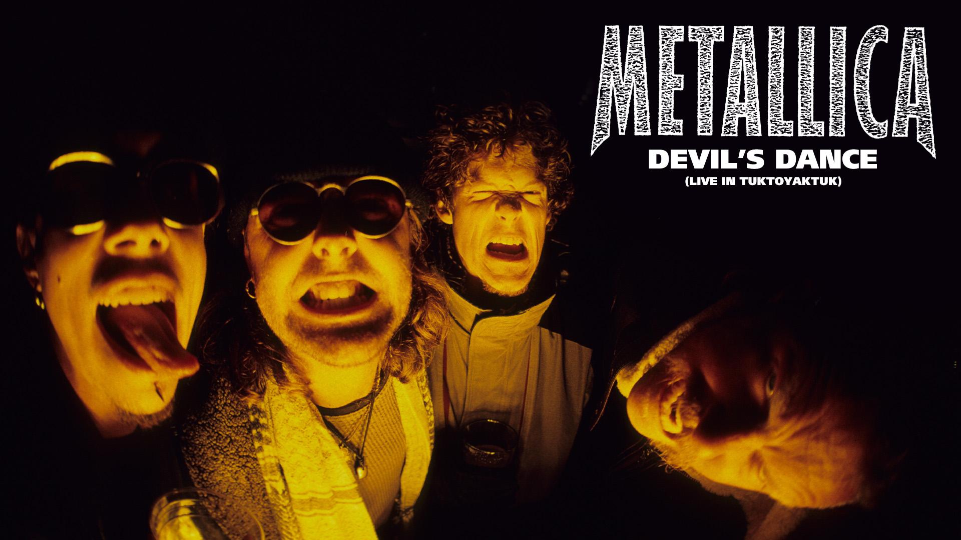Devil's Dance (Tuktoyaktuk, Canada - September 3, 1995)