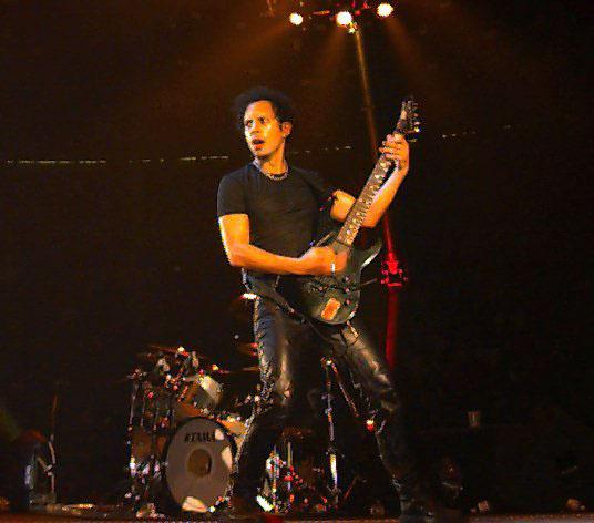 Photo gallery from the gig in Rome, Italy shot on September 26, 1996