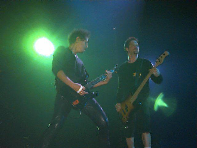 Photo gallery from the gig in Lyon, France shot on October 3, 1996