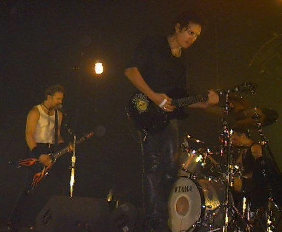 Photo gallery from the gig in Newcastle, England shot on October 7, 1996