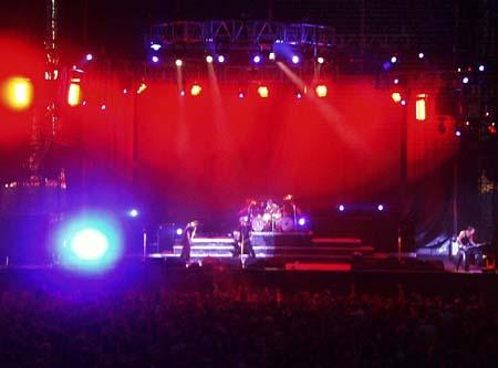 Photo gallery from the gig in Sacramento, CA shot on September 1, 1998