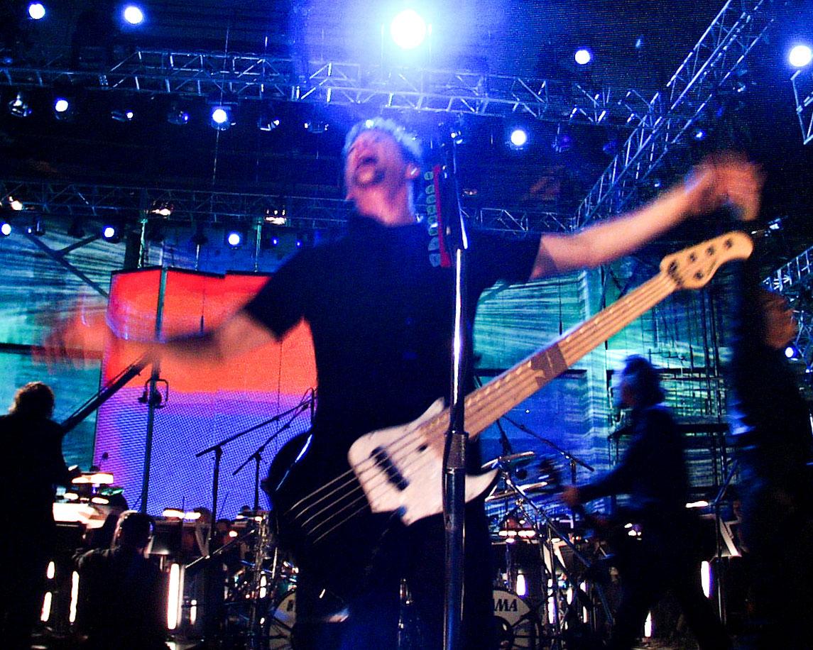 Photo gallery from the gig in Berkeley, CA shot on April 22, 1999