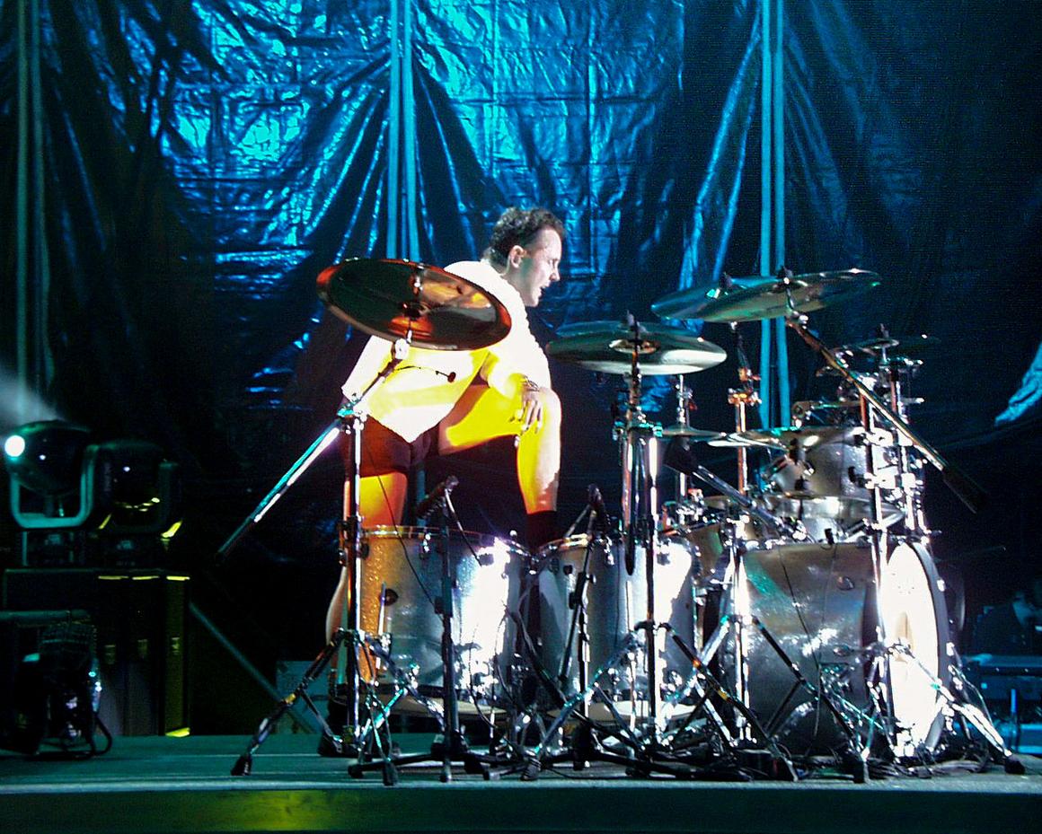 Photo gallery from the gig in Ljubljana, Slovenia shot on June 7, 1999