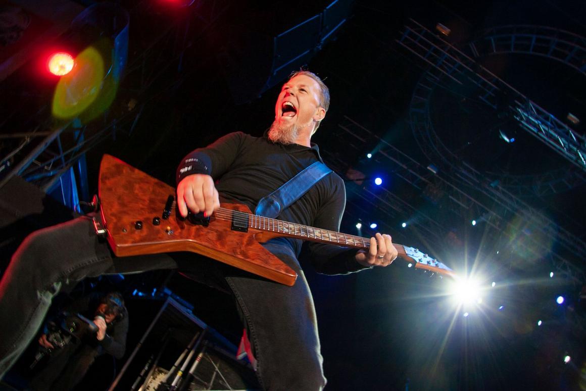Photo gallery from the gig in Nürburg, Germany shot on June 3, 2006