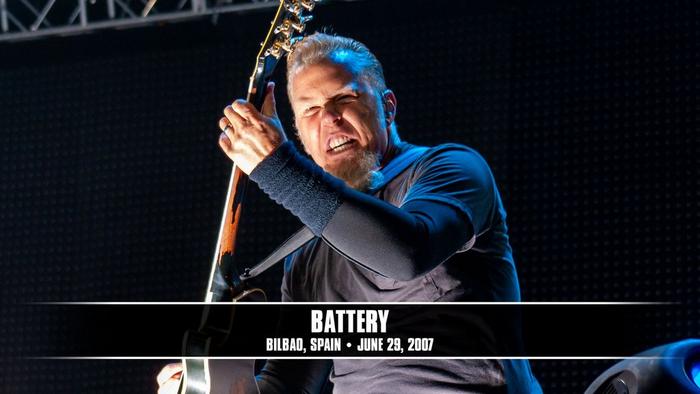 Watch the “Battery (Bilbao, Spain - June 29, 2007)” Video