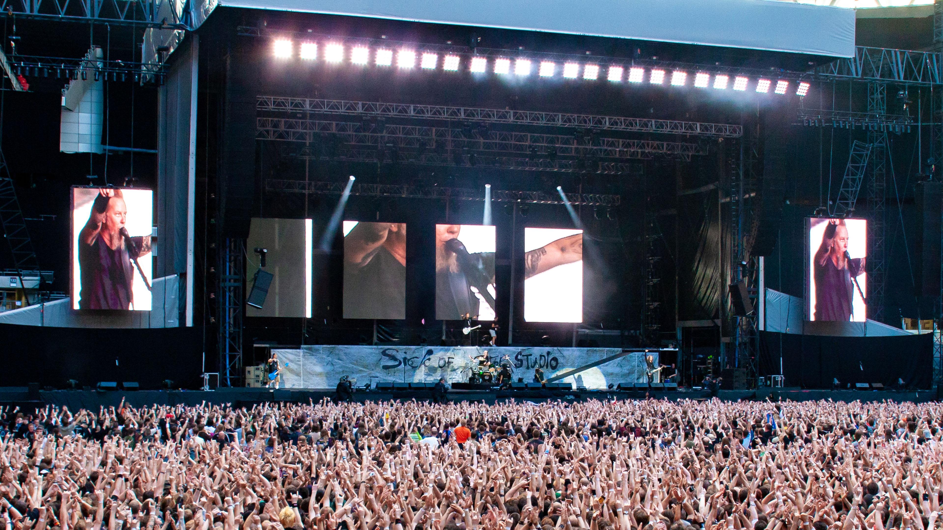 llica Live at Wembley Stadium メタル Metallica Live At Wembley Stadium Freddie Tribute 4/20/1992