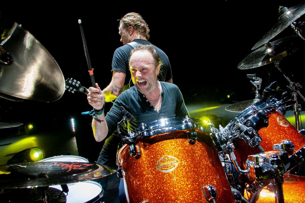 Photo gallery from the gig in Portland, OR shot on November 1, 2008