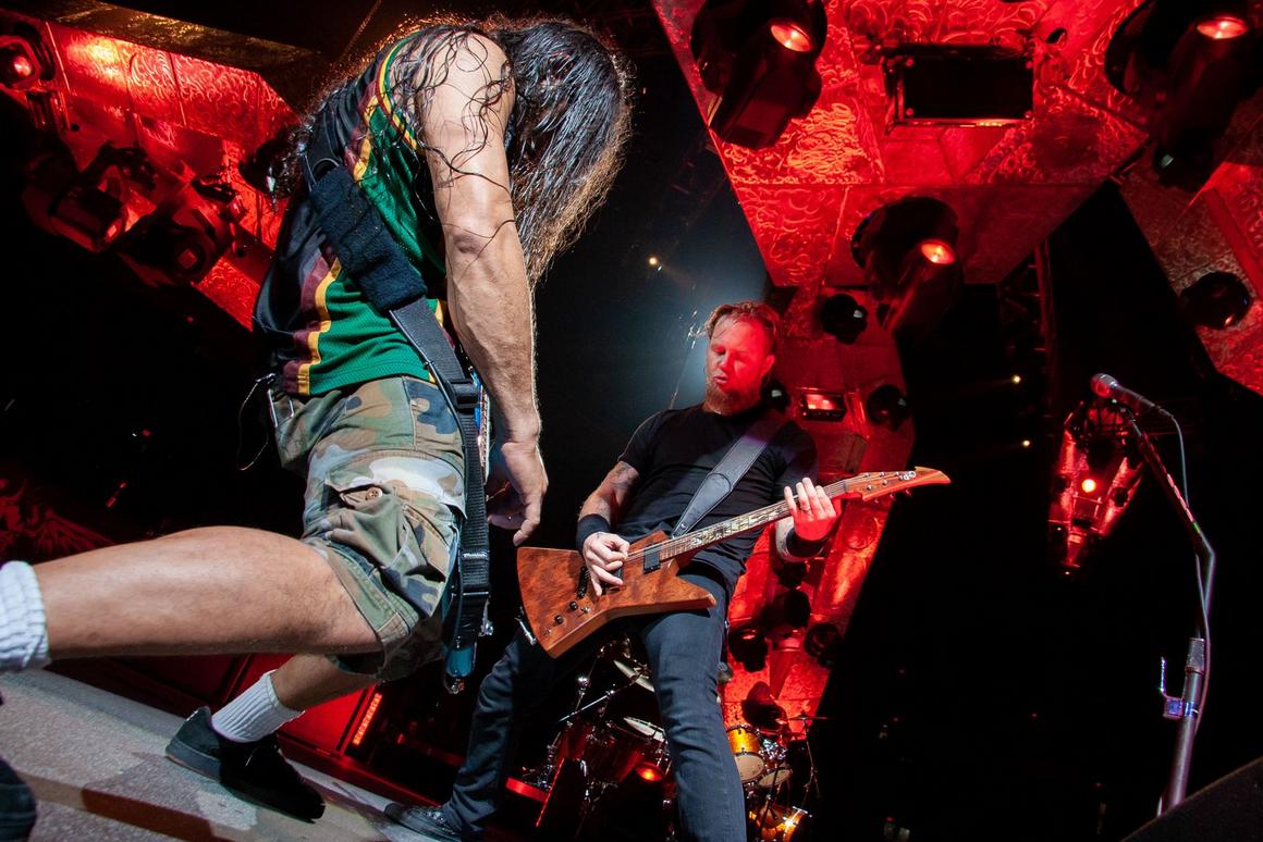 Photo gallery from the gig in Columbus, OH shot on November 9, 2008