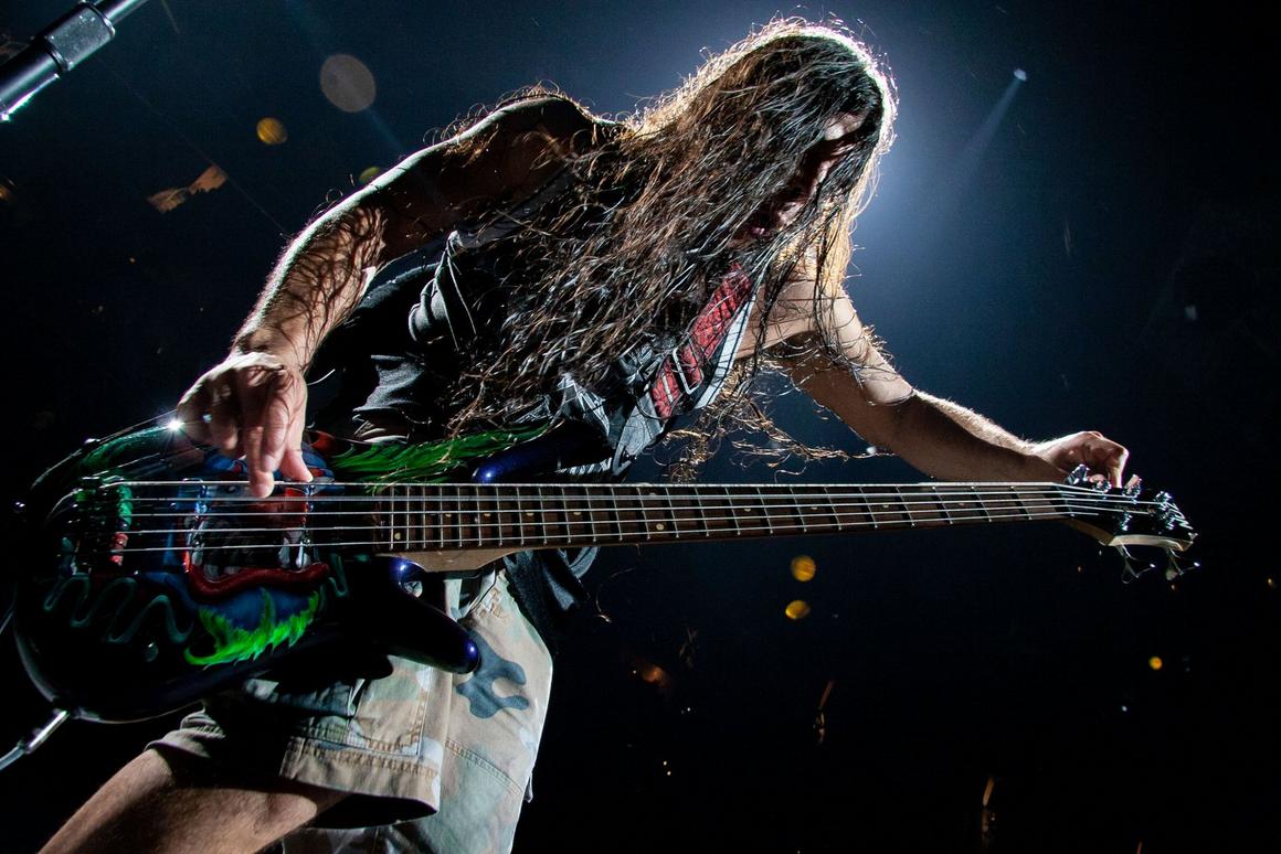 Photo gallery from the gig in Houston, TX shot on November 20, 2008