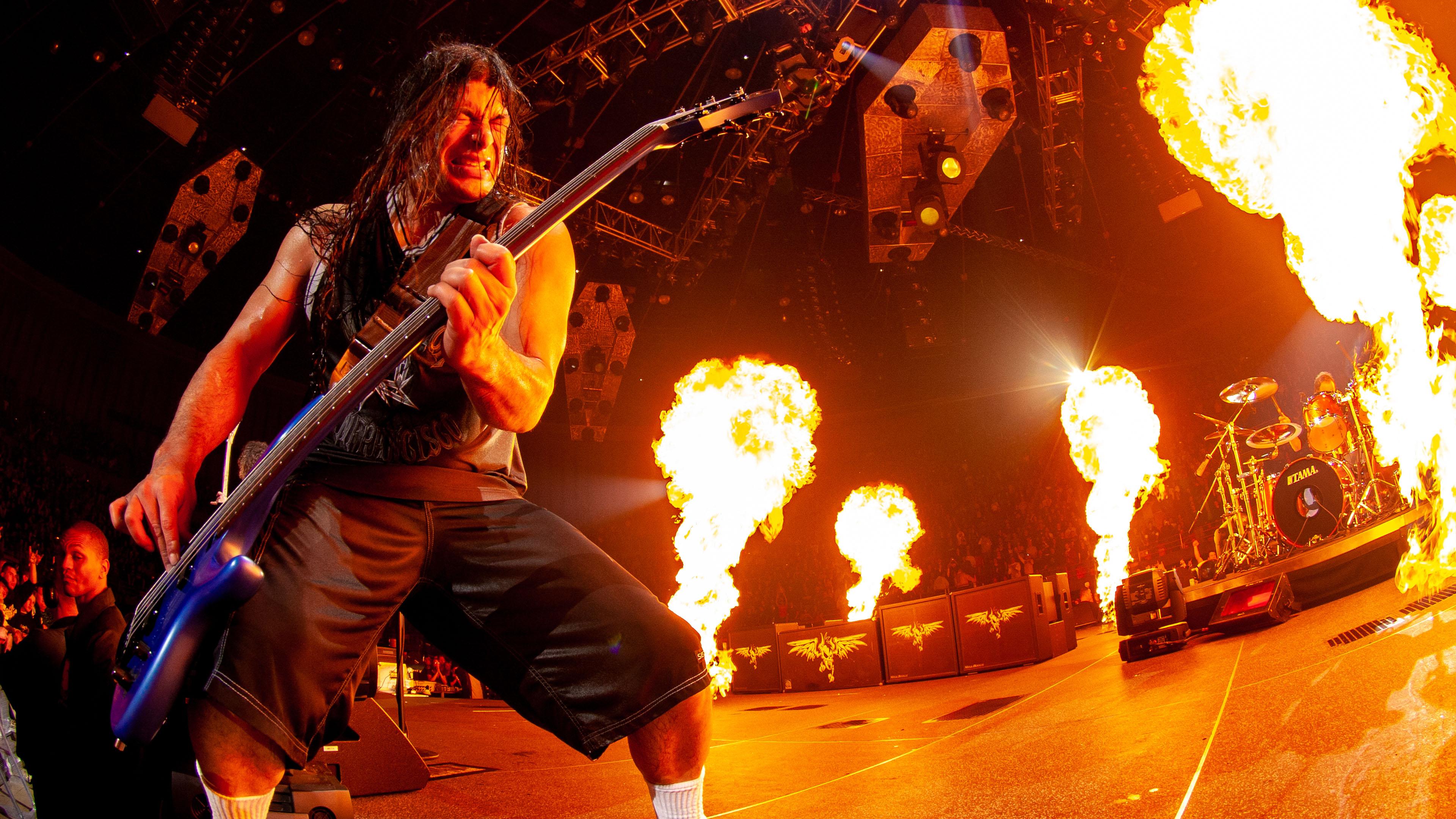 Metallica at The Forum in Los Angeles, CA on December 18, 2008