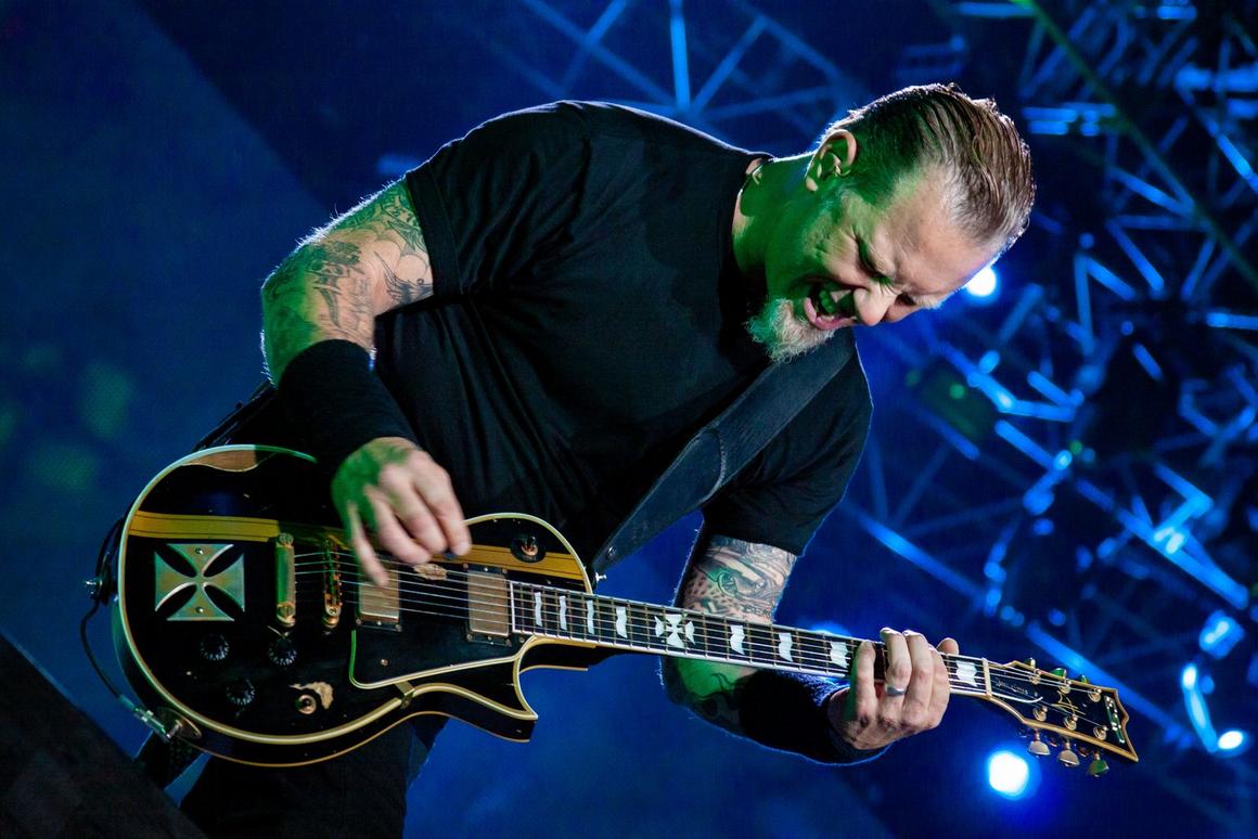Photo gallery from the gig in Mexico City, Mexico shot on June 4, 2009