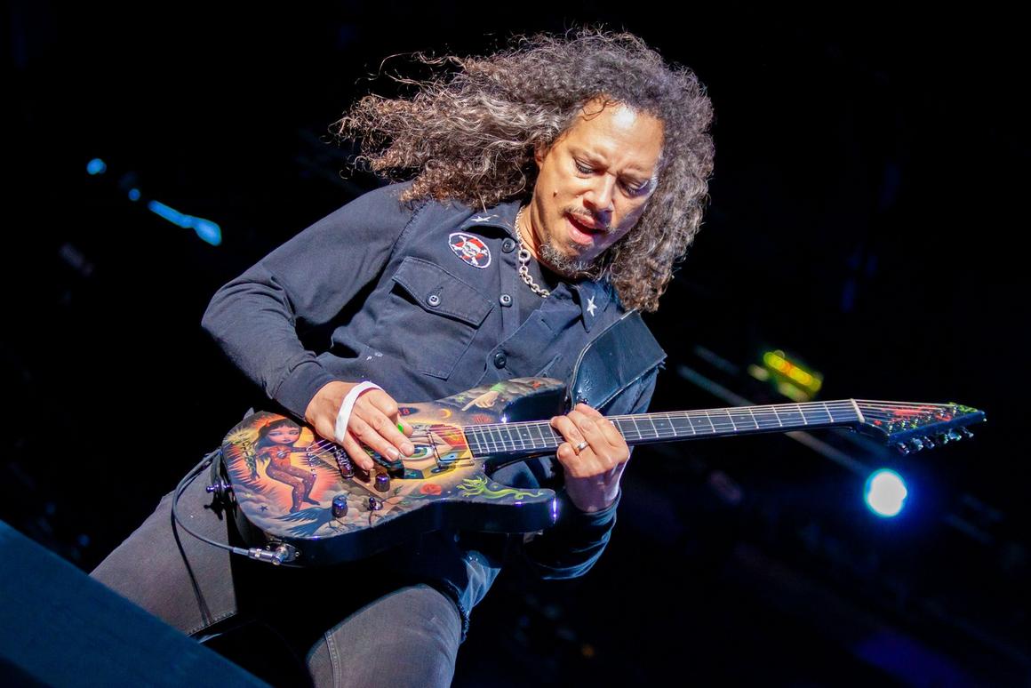 Photo gallery from the gig in Nijmegen, Netherlands shot on June 20, 2009