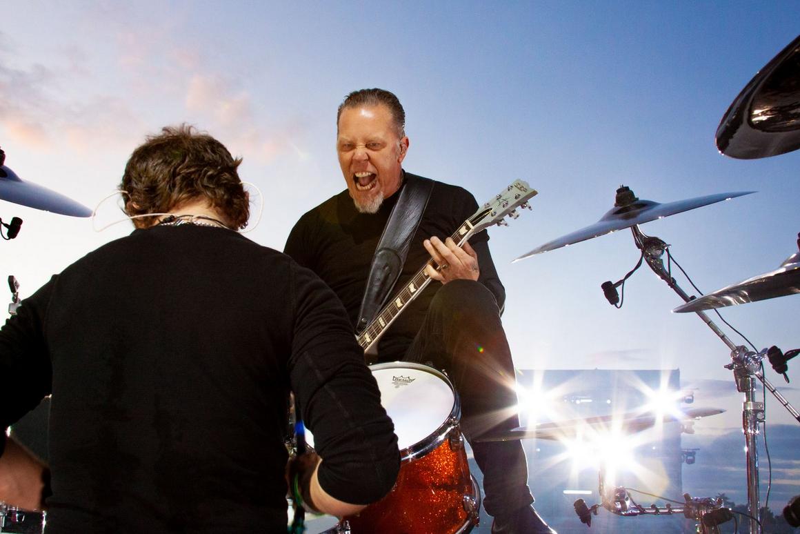 Photo gallery from the gig in Dublin, Ireland shot on August 1, 2009