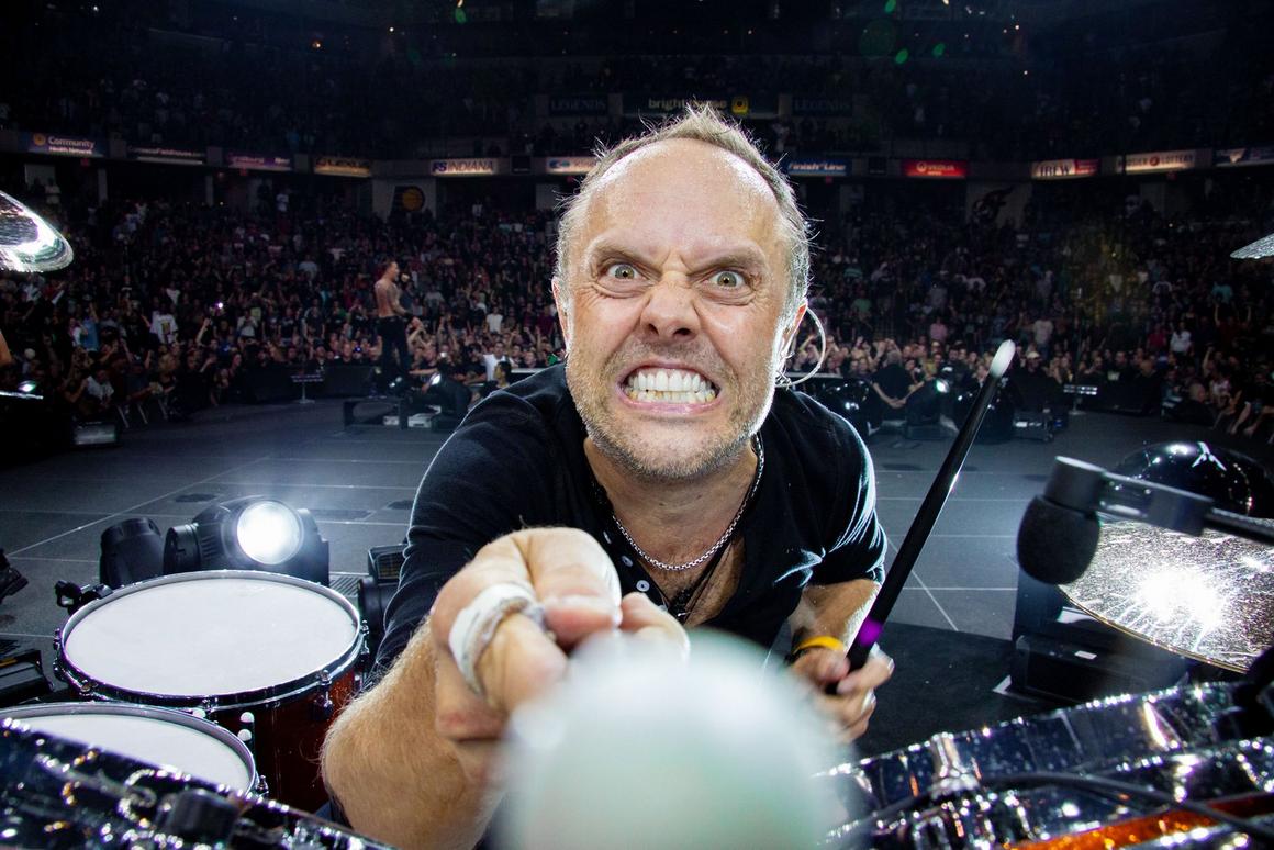 Photo gallery from the gig in Indianapolis, IN shot on September 17, 2009