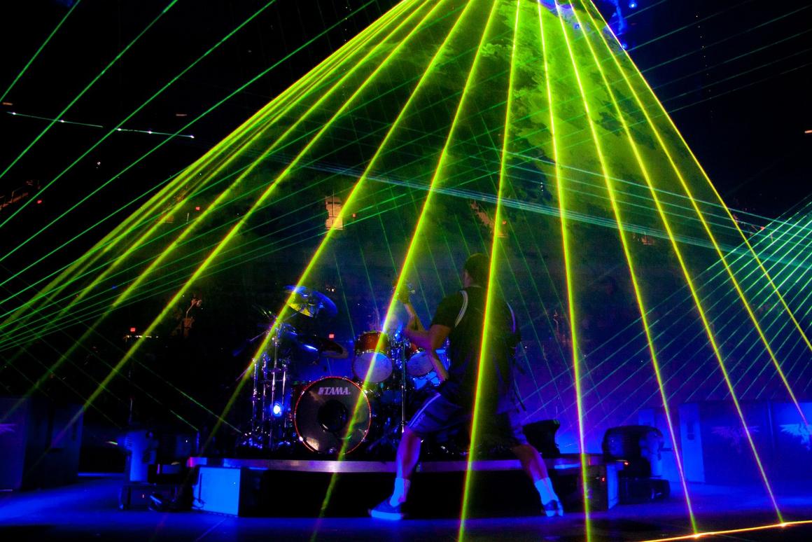 Photo gallery from the gig in Winnipeg, MB, Canada shot on October 12, 2009