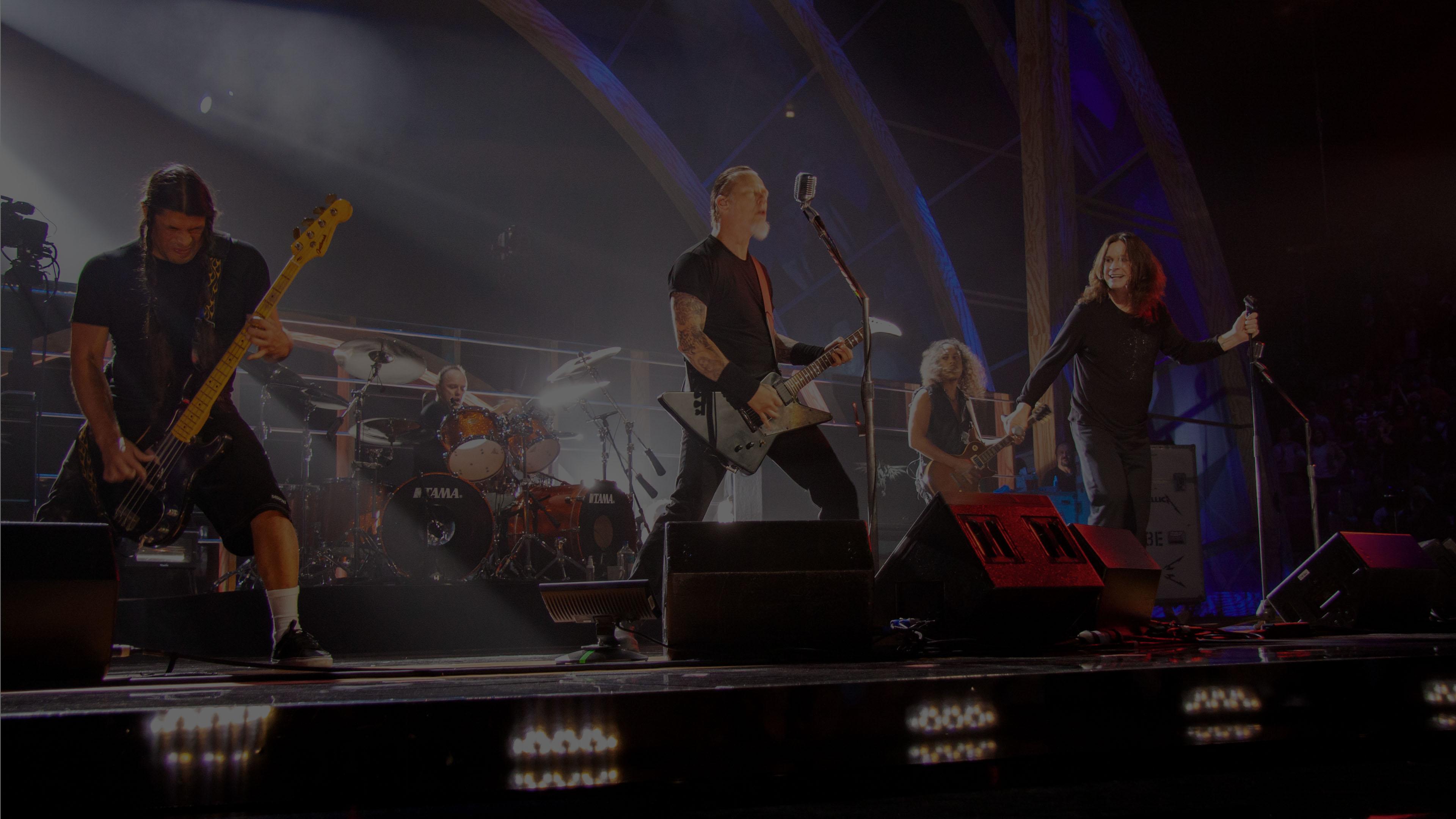 Metallica at Rock & Roll Hall of Fame 25th Anniversary at Madison Square Garden in New York, NY on October 30, 2009