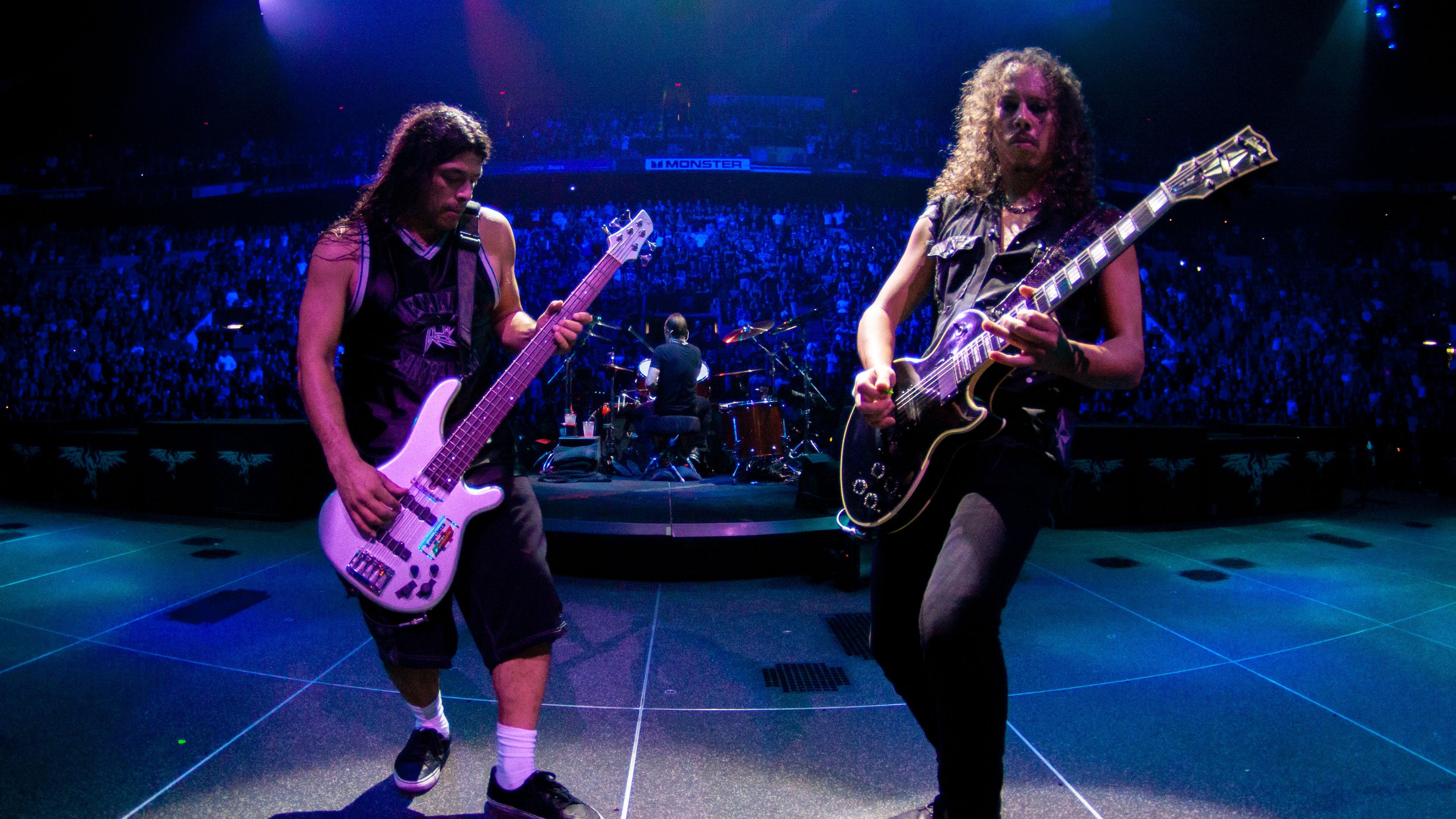 Metallica at Colisée Pepsi in Quebec City, QC, Canada on November