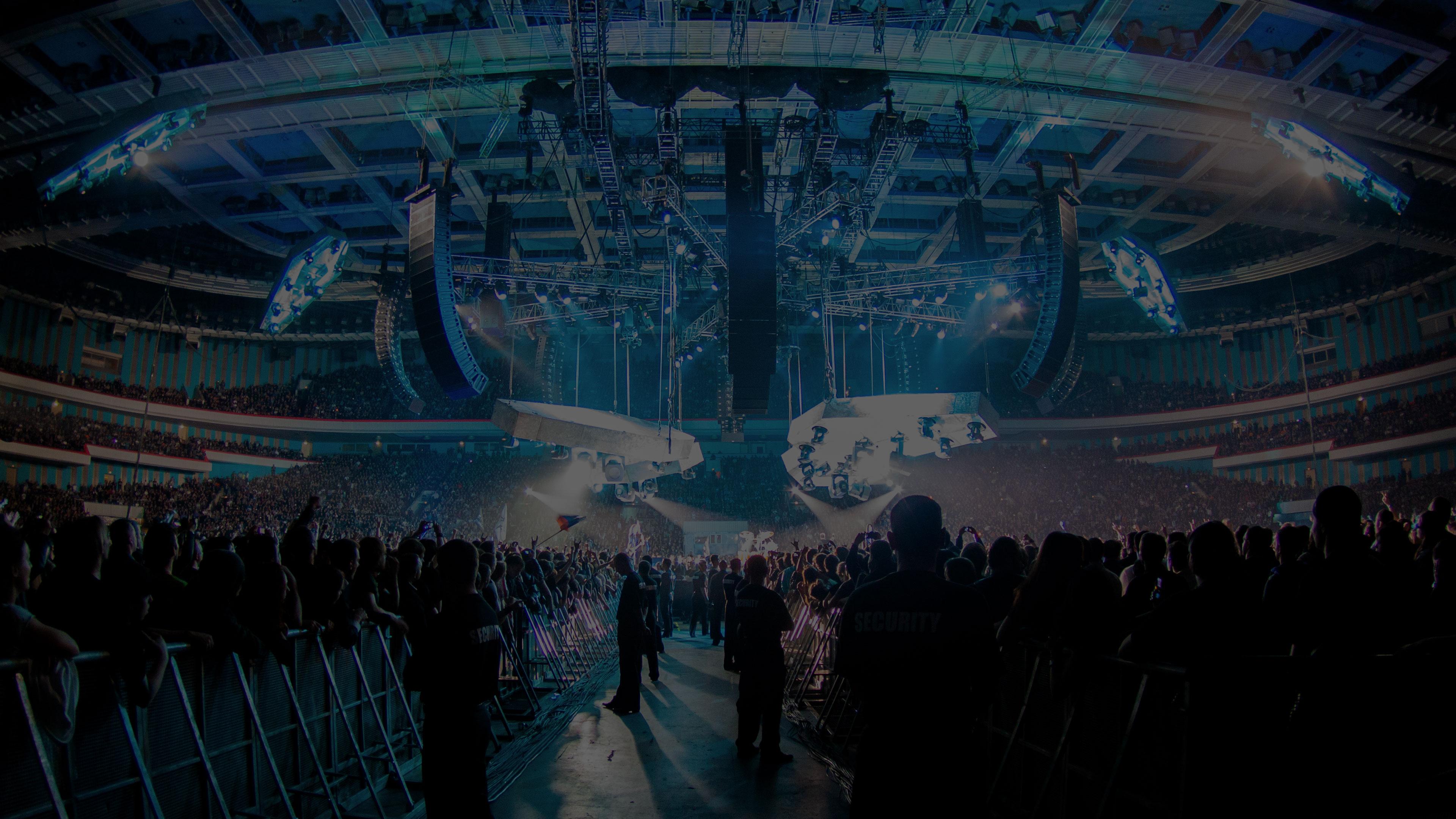 Metallica at Olympijskiy Stadium in Moscow, Russia on April 24, 2010