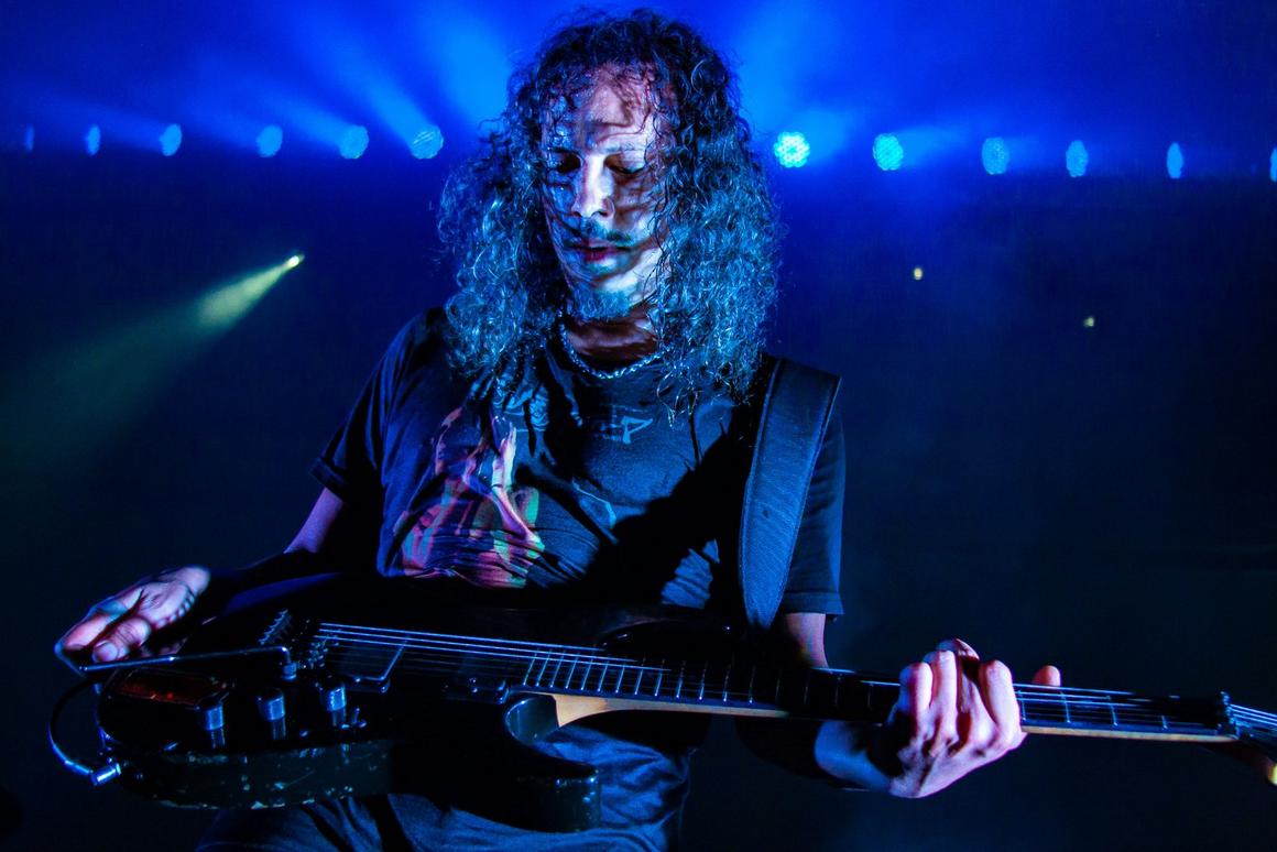 Photo gallery from the gig in Santa Monica, CA shot on November 4, 2010