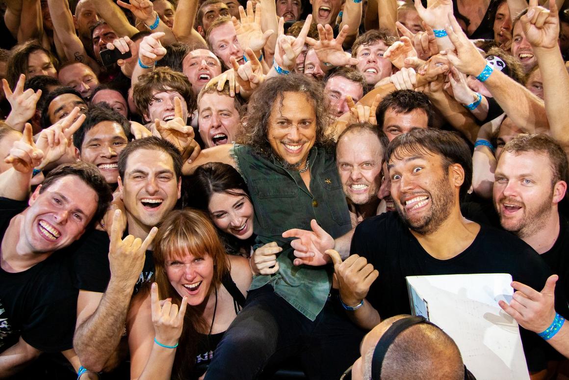 Photo gallery from the gig in Melbourne, Australia shot on November 21, 2010