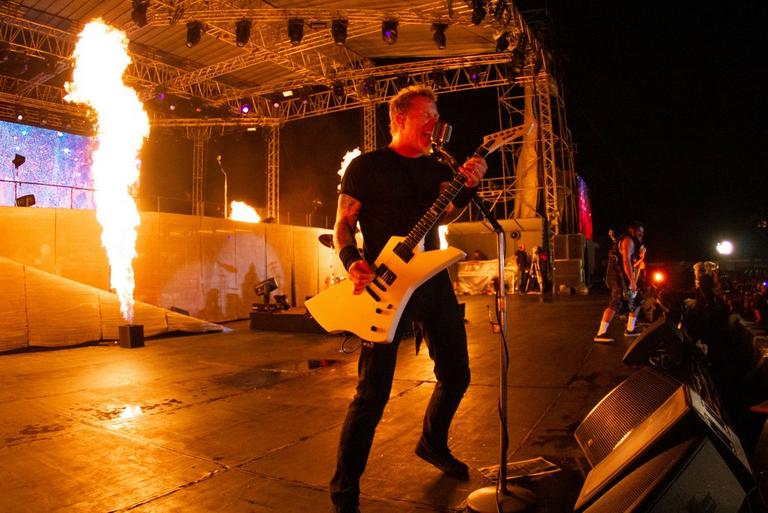 Photo gallery from the gig in Bangalore, India shot on October 30, 2011