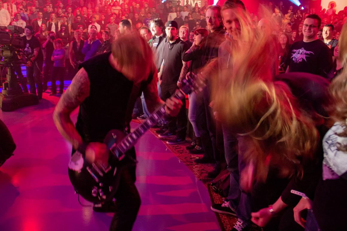 Photo gallery from the gig in Cologne, Germany shot on November 11, 2011