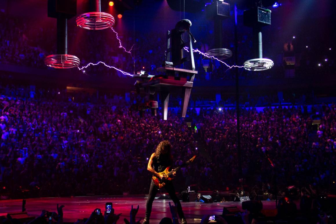 Photo gallery from the gig in Vancouver, BC, Canada shot on August 24, 2012